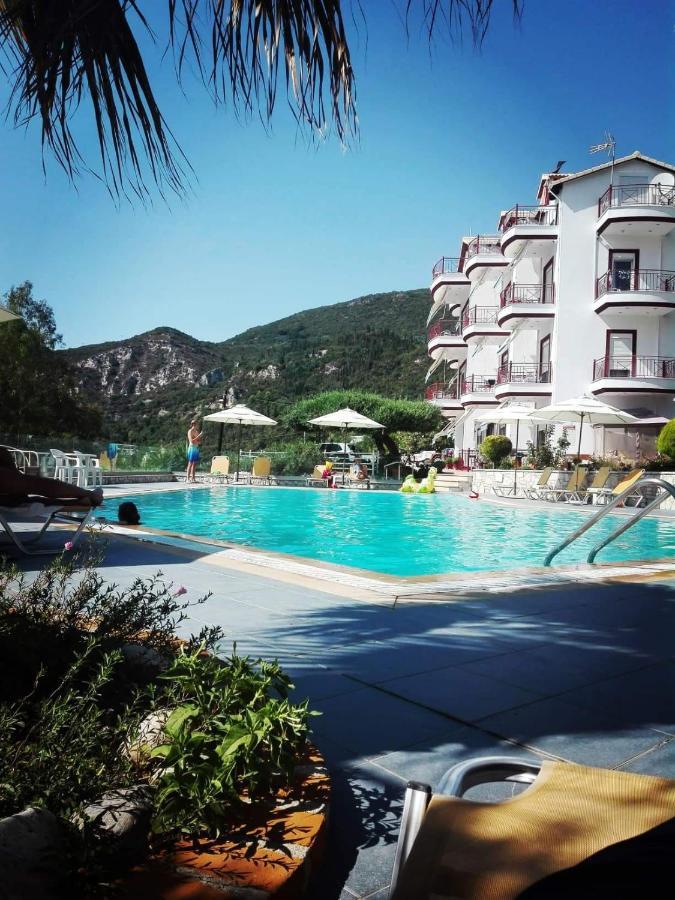 Hotelsunnybeachgr Пердіка Екстер'єр фото
